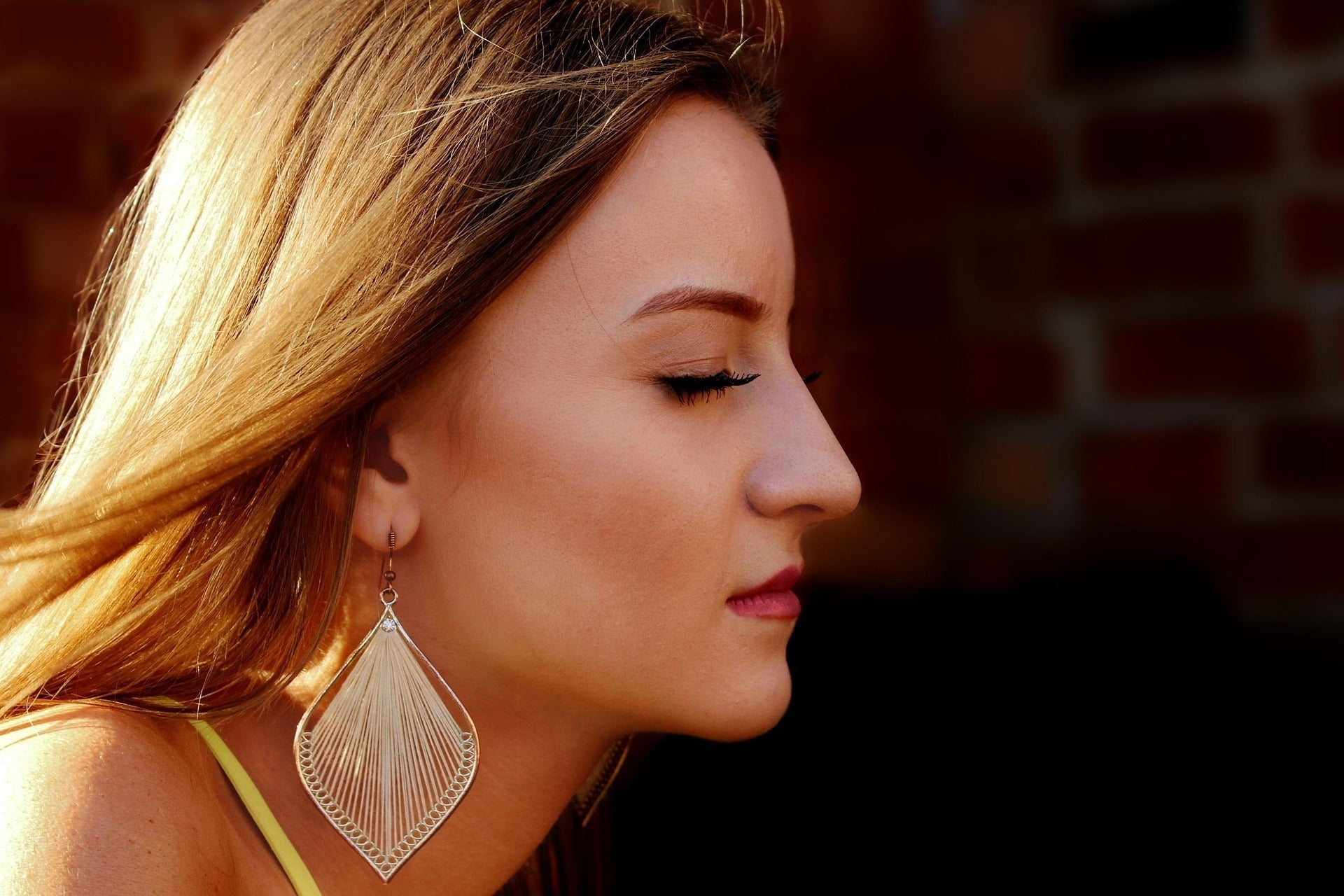 AEVUM lightweight hypoallergenic earrings designed for everyday wear and sensitive ears
